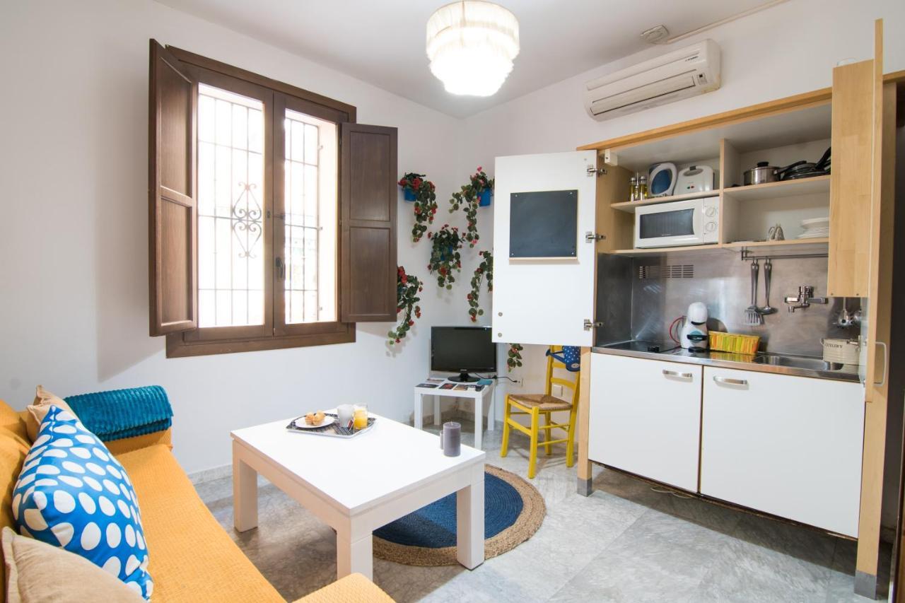 Appartamento Tuguest Plaza De Gracia Granada Esterno foto